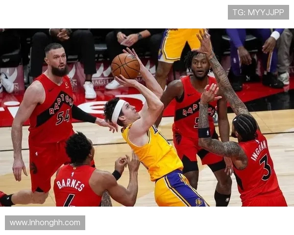 原创詹姆斯得分上双纪录中断！但他的助攻让八村塁压哨绝杀！